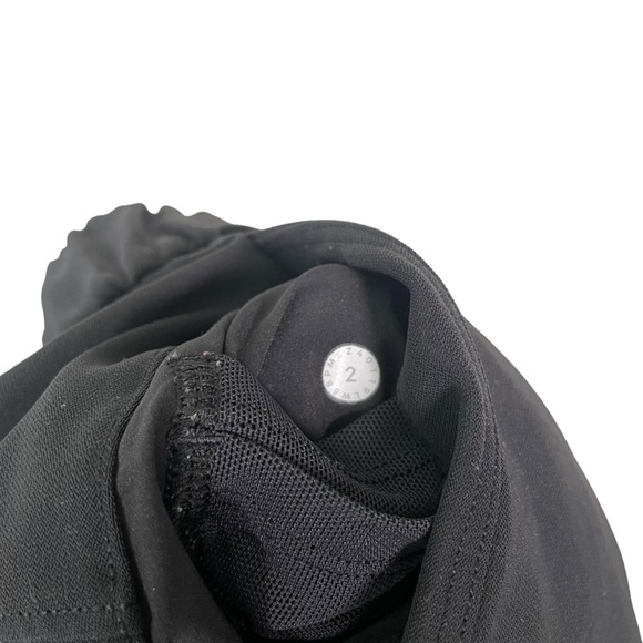 Lululemon On The Fly Pant Woven in Black Size 2 - Picture 9 of 10